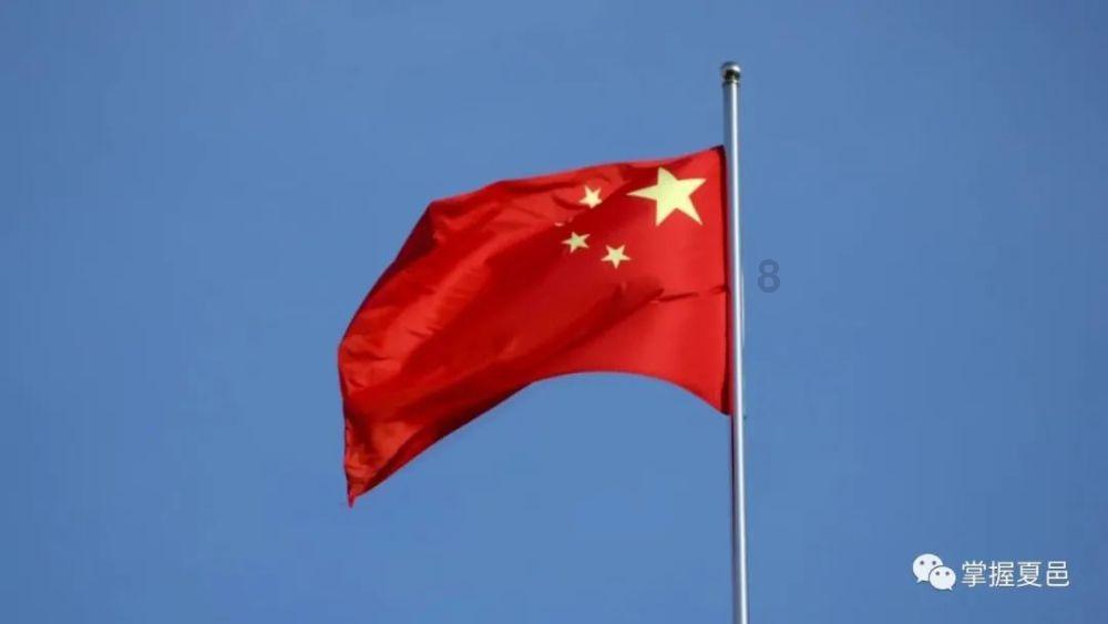 孙二富尝了尝陶勇喝剩的残酒后,“啊”了一声,随之拔腿冲出门外